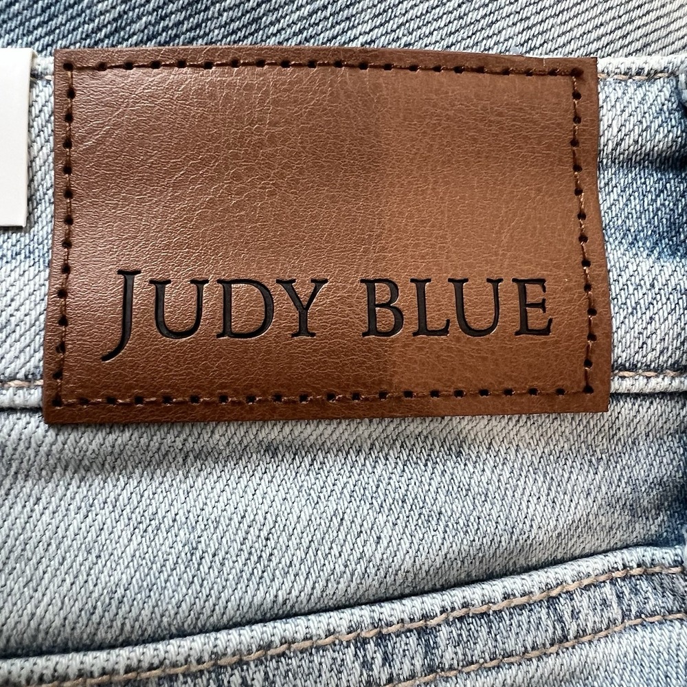Judy Blue 90s Straight Jeans 14w Rigid Magic JB88884 Distressed Raw Hem NEW! - Picture 7 of 13